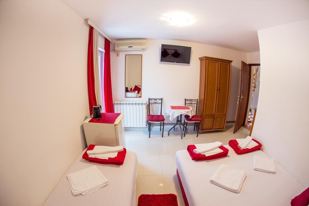 Guest House Vucicevic Budva Buitenkant foto